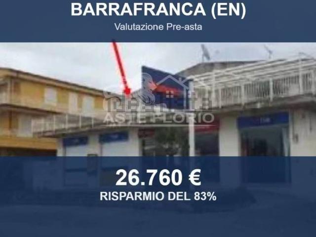 Appartamento in vendita di 188 m² in Via Generale Cannada