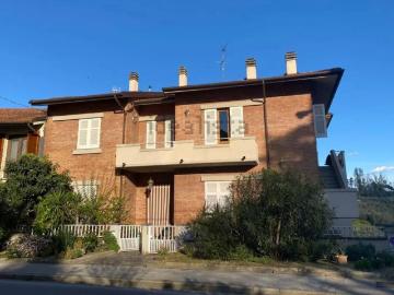 Appartamento in vendita di 188 m² in Via della Libertà