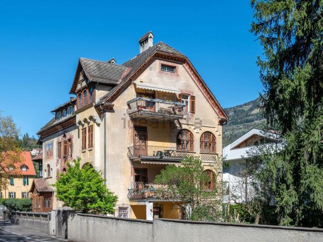 Appartamento in vendita di 188 m² in Via Plose, 3