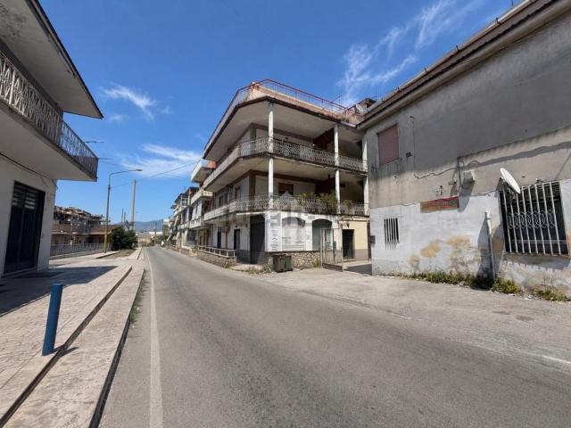 Appartamento in vendita di 188 m² in Via Taurano, 4