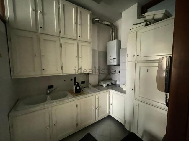 Appartamento in vendita di 188 m² in Via Vittorio Veneto