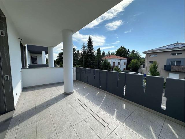 Appartamento in vendita di 188 m² in Viale Risorgimento