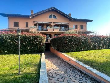 Appartamento in vendita di 189 m² in Via Giovanni XXIII