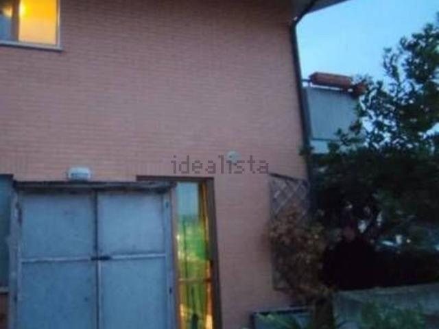 Appartamento in vendita di 189 m² in Via Metauro, 105