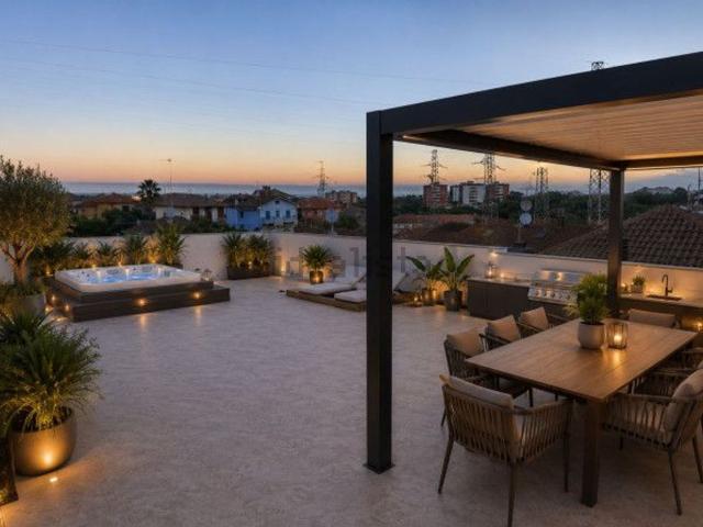 Appartamento in vendita di 189 m² in Viale Foligno, 10