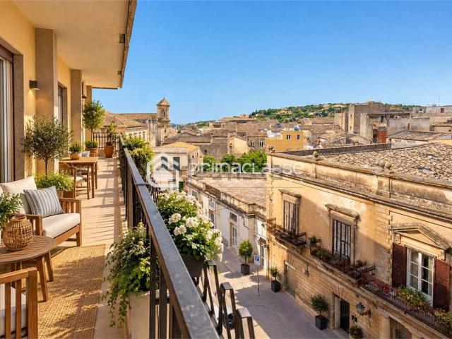 Appartamento in vendita di 190 m²