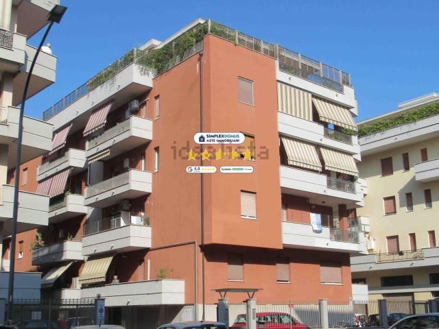 Appartamento in vendita di 190 m² in Via Campobasso