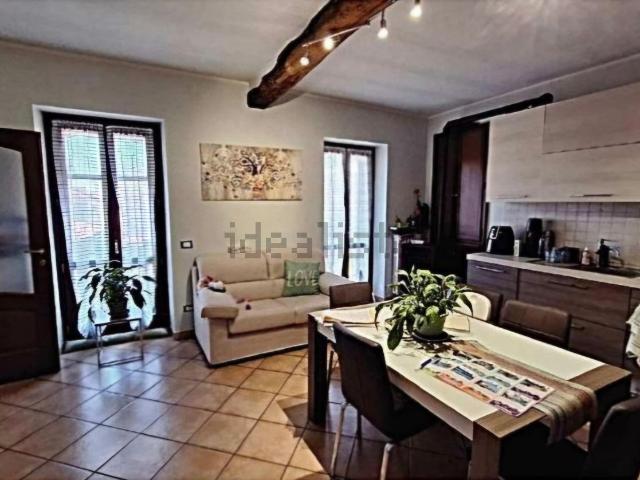 Appartamento in vendita di 190 m² in Via Carlo Felice Trossi, 144