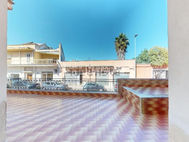 Appartamento in vendita di 190 m² in Via Carmiano, 36