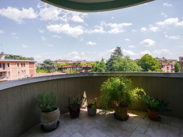 Appartamento in vendita di 190 m² in Via Antonio Bizzozero