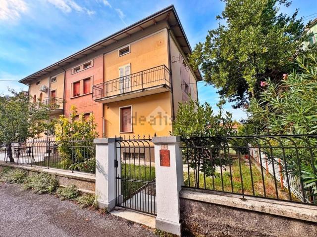 Appartamento in vendita di 190 m² in Via Andrea e Marco Gherardi