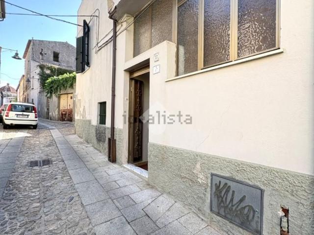 Appartamento in vendita di 190 m² in Via Alberto Mario, 47