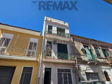 Appartamento in vendita di 190 m² in Via Galati, 35