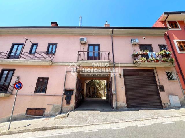 Appartamento in vendita di 190 m² in Via Garibaldi