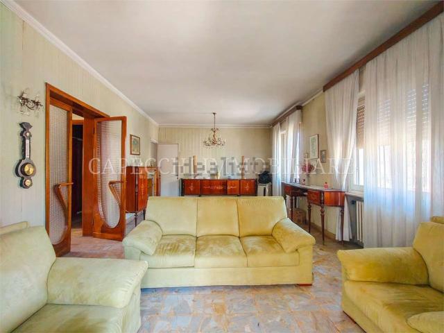 Appartamento in vendita di 190 m² in Via Gaspare Spontini, 11