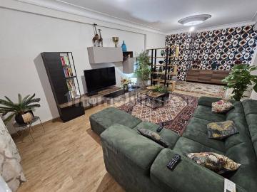 Appartamento in vendita di 190 m² in Via Giulio Cesare, 21