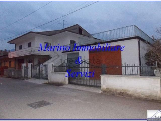 Appartamento in vendita di 190 m² in Via Giuseppe Capuano, 10