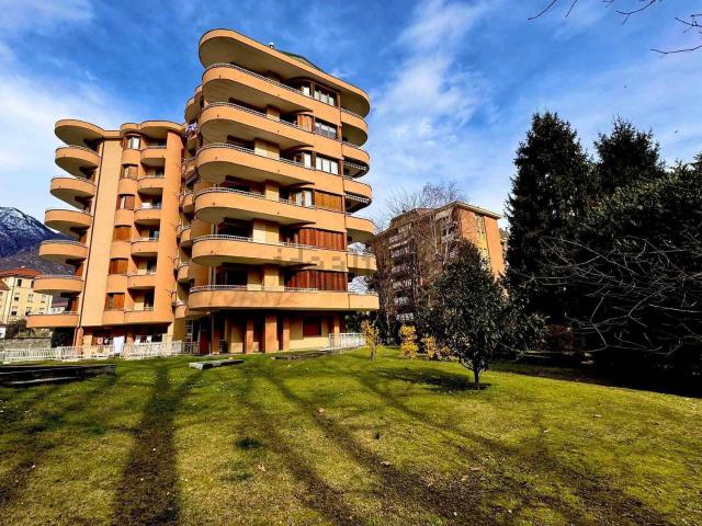 Appartamento in vendita di 190 m² in Via Gibellino, 22