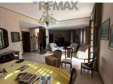 Appartamento in vendita di 190 m² in Via Giotto, 3