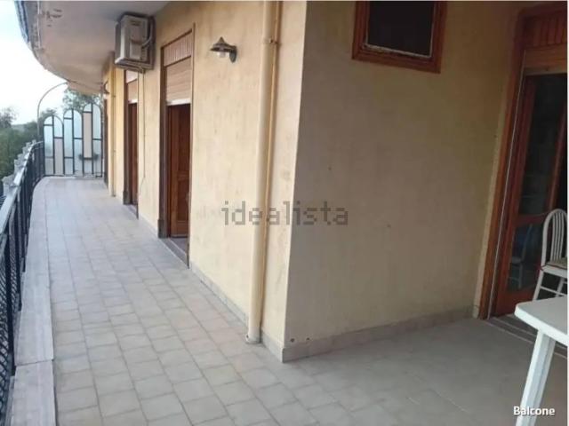 Appartamento in vendita di 190 m² in Via degli Oleandri