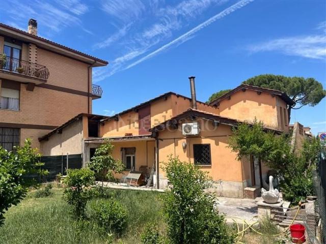 Appartamento in vendita di 190 m² in Via dell&apos Unione