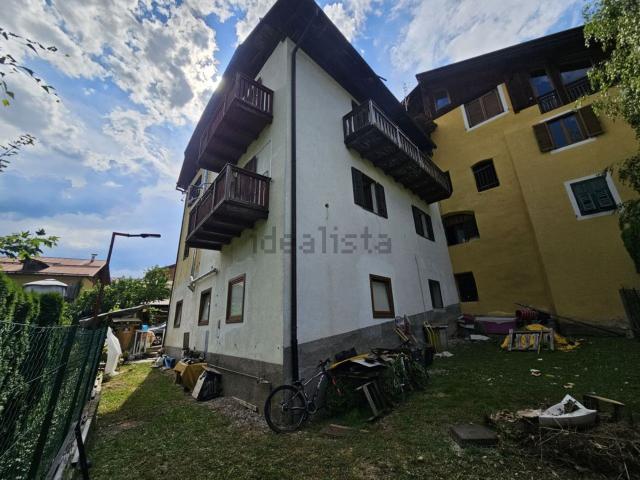 Appartamento in vendita di 190 m² in Via della Ruda