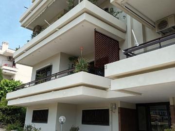 Appartamento in vendita di 190 m² in Via Enrico Bottiglieri