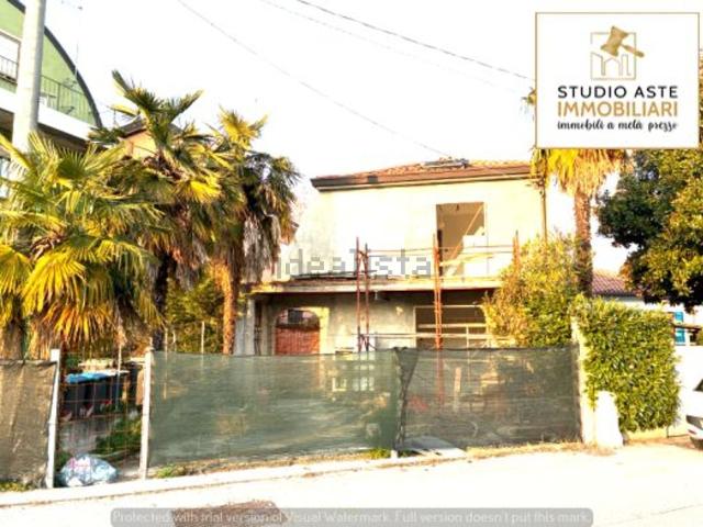 Appartamento in vendita di 190 m² in Via Orlando Galante, 3