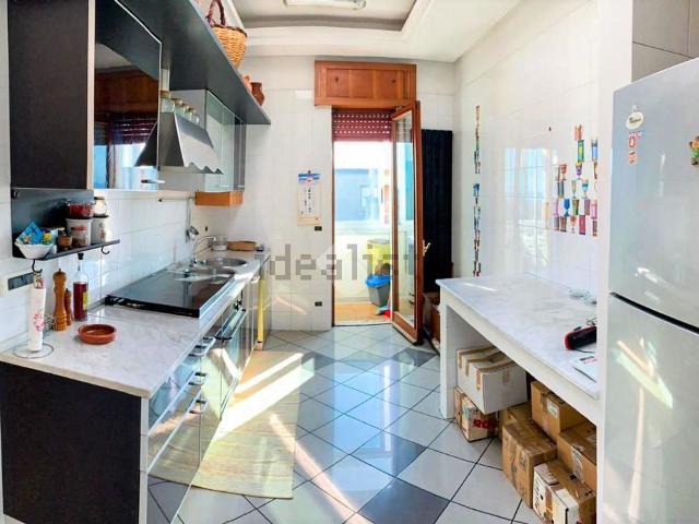 Appartamento in vendita di 190 m² in Via Lombardia
