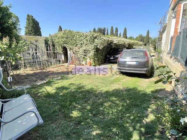 Appartamento in vendita di 190 m² in Via Labriola Antonio, 45