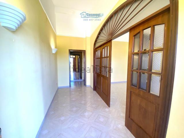 Appartamento in vendita di 190 m² in Via Monsignore Ottavio Garana