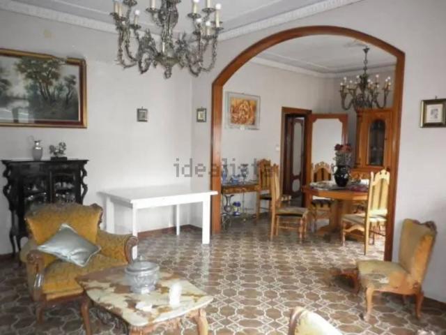 Appartamento in vendita di 190 m² in Via Mancone