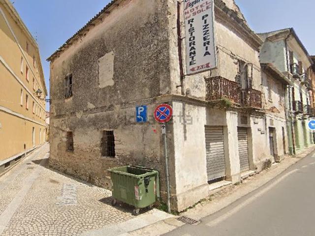 Appartamento in vendita di 190 m² in Via Municipio