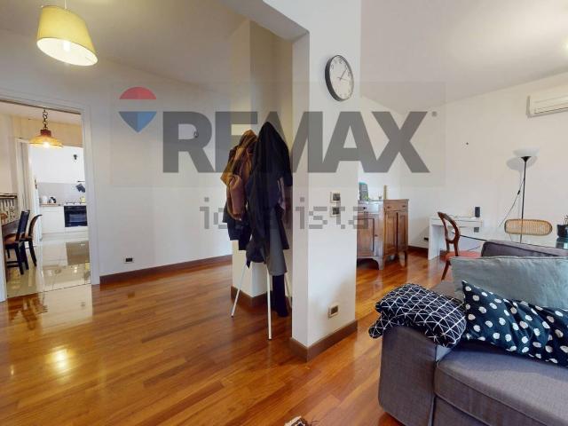 Appartamento in vendita di 132 m² in Via Savona, 21