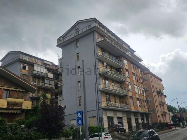 Appartamento in vendita di 190 m² in Via Salvatore Moccia, 16