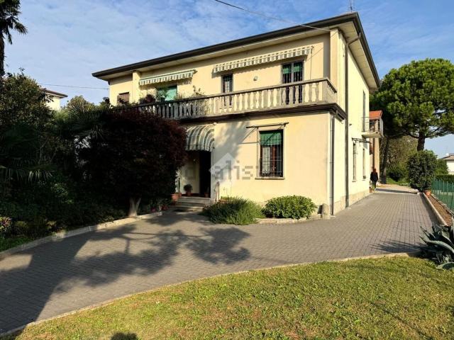 Appartamento in vendita di 190 m² in Via San Carlo, 6