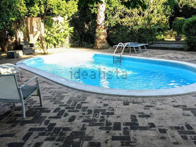 Appartamento in vendita di 190 m² in Via Pasquale Nastro