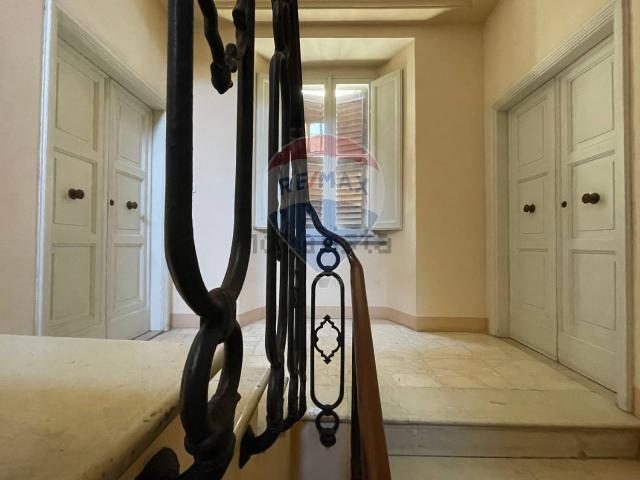 Appartamento in vendita di 190 m² in Vicolo delle Carceri, 5