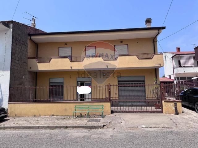 Appartamento in vendita di 190 m² in Via Rio Persico, 69