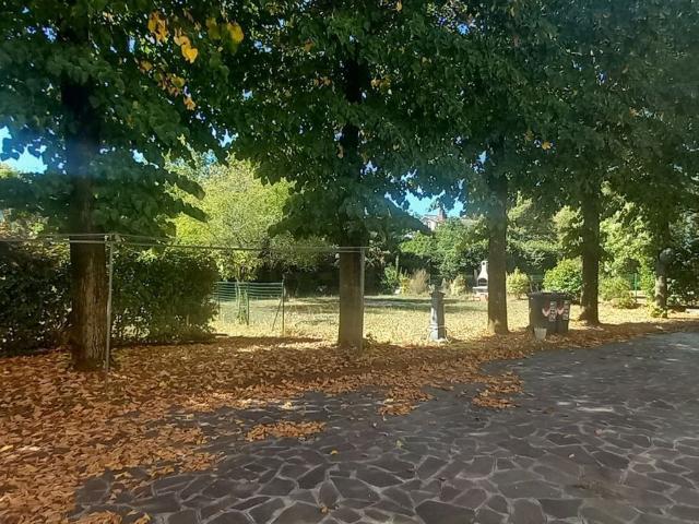 Appartamento in vendita di 190 m² in Via Vandelli