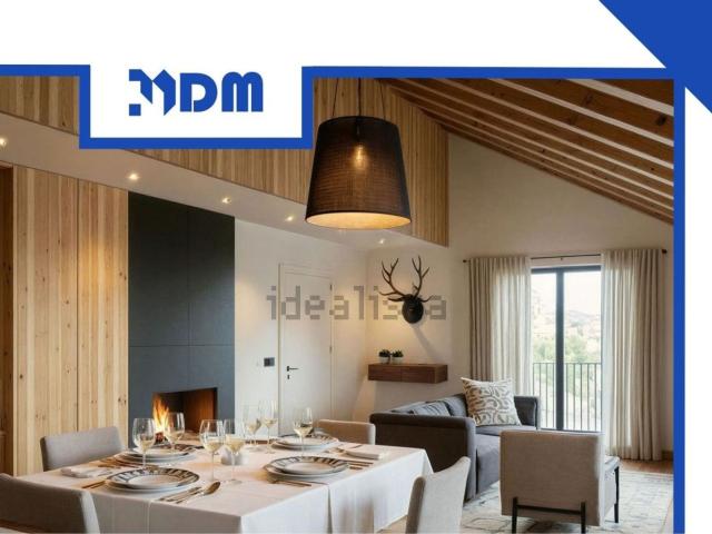 Appartamento in vendita di 190 m² in Via Zocchi di sopra