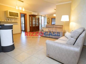 Appartamento in vendita di 190 m² in Viale Europa Unita, 194