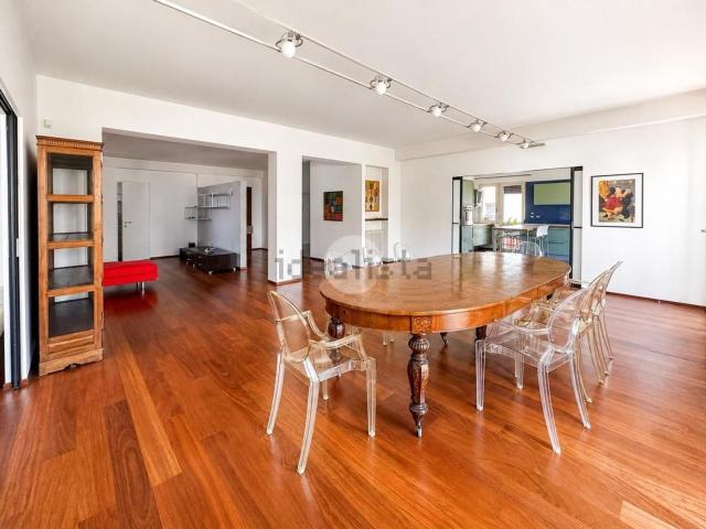 Appartamento in vendita di 190 m² in Viale Francesco Crispi, 66