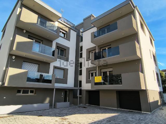 Appartamento in vendita di 190 m² in Via Portara