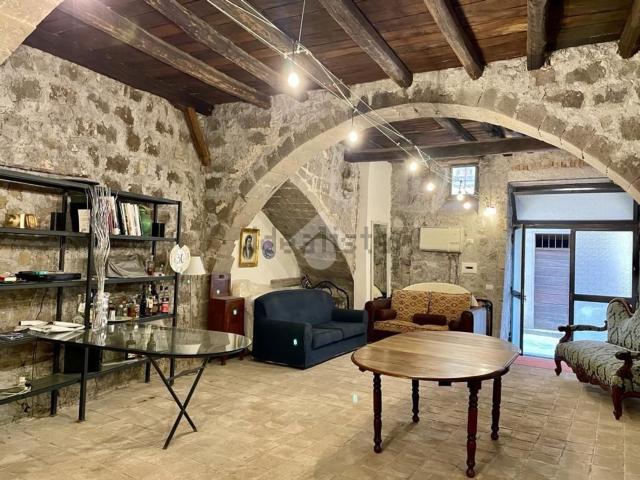 Appartamento in vendita di 190 m² in Corso Cavour, 1