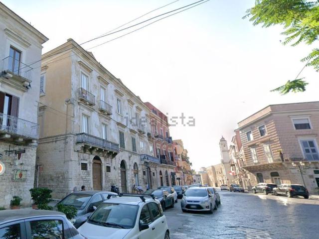Appartamento in vendita di 190 m² in Piazza Plebiscito