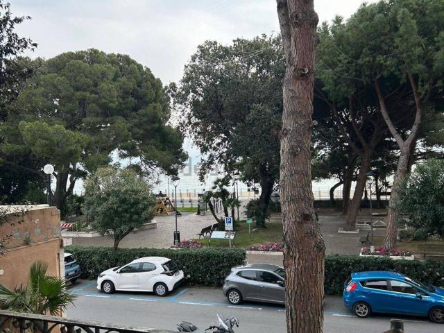 Appartamento in vendita di 190 m² in Strada Statale 1