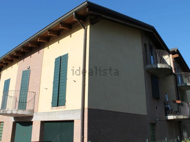 Appartamento in vendita di 190 m² in Strada pedemontana, 17