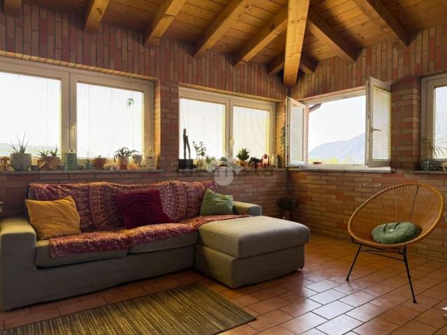 Appartamento in vendita di 191 m² in Via A. Diaz, 7