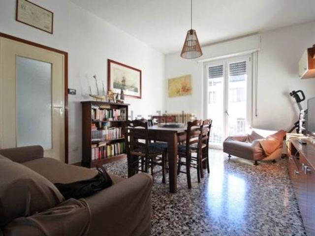 Appartamento in vendita di 191 m² in Via Adua